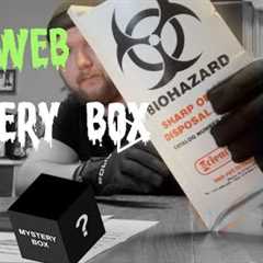 BUYING A MYSTERY BOX OFF THE DEEP DARK WEB #CREEPY #DARKWEB #CURSED #MYSTERYBOX