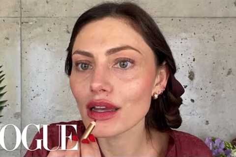 Phoebe Tonkin''s Guide to Heatless Curls and Red Lipstick | Beauty Secrets | Vogue